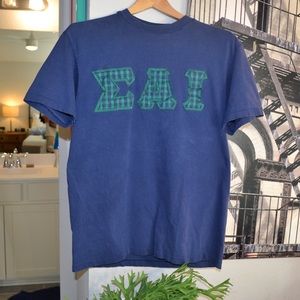 Vintage 90s fraternity sorority graphic tee